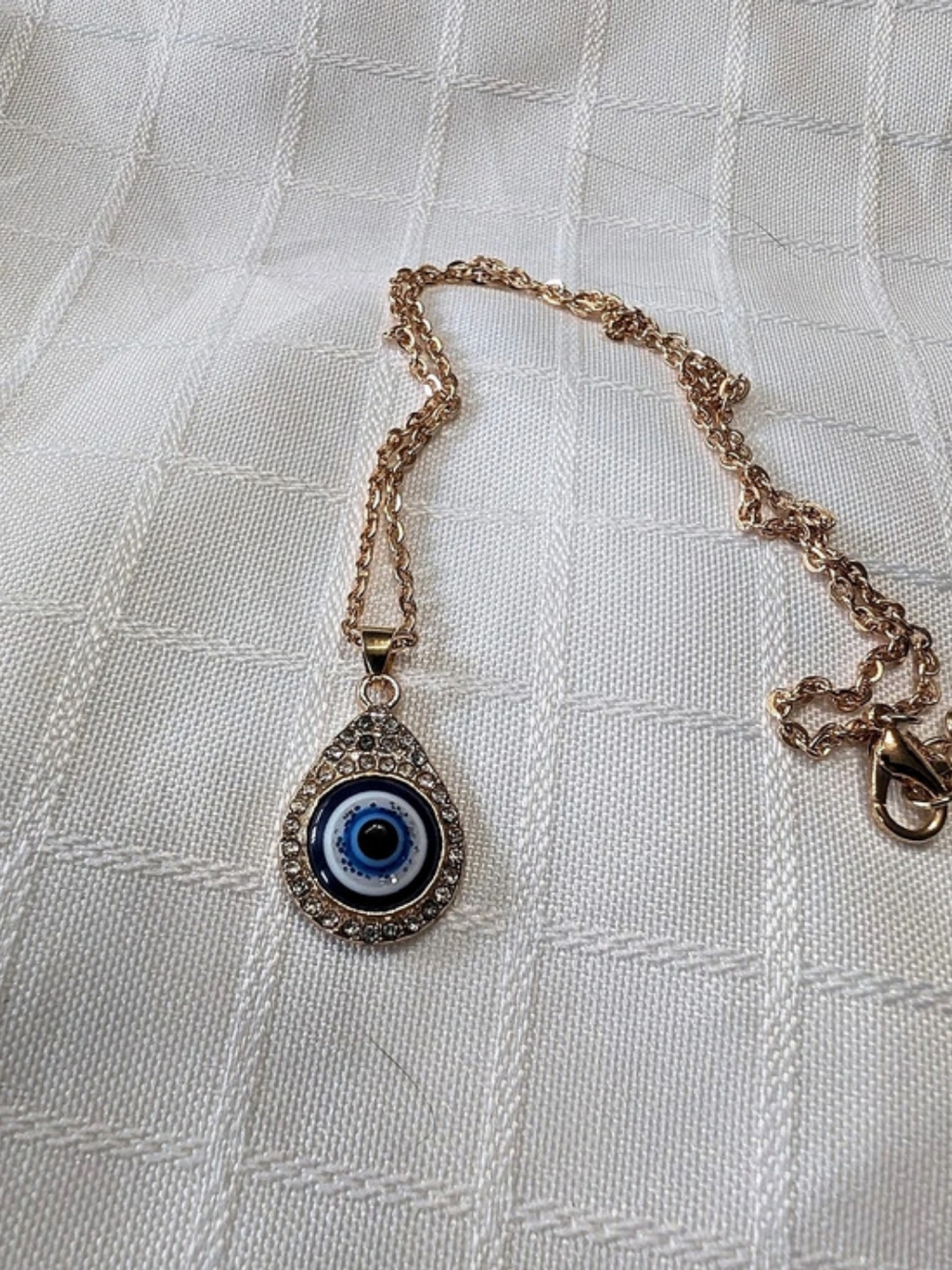 Evil Eye Pendant Necklace in Gold & Blue New